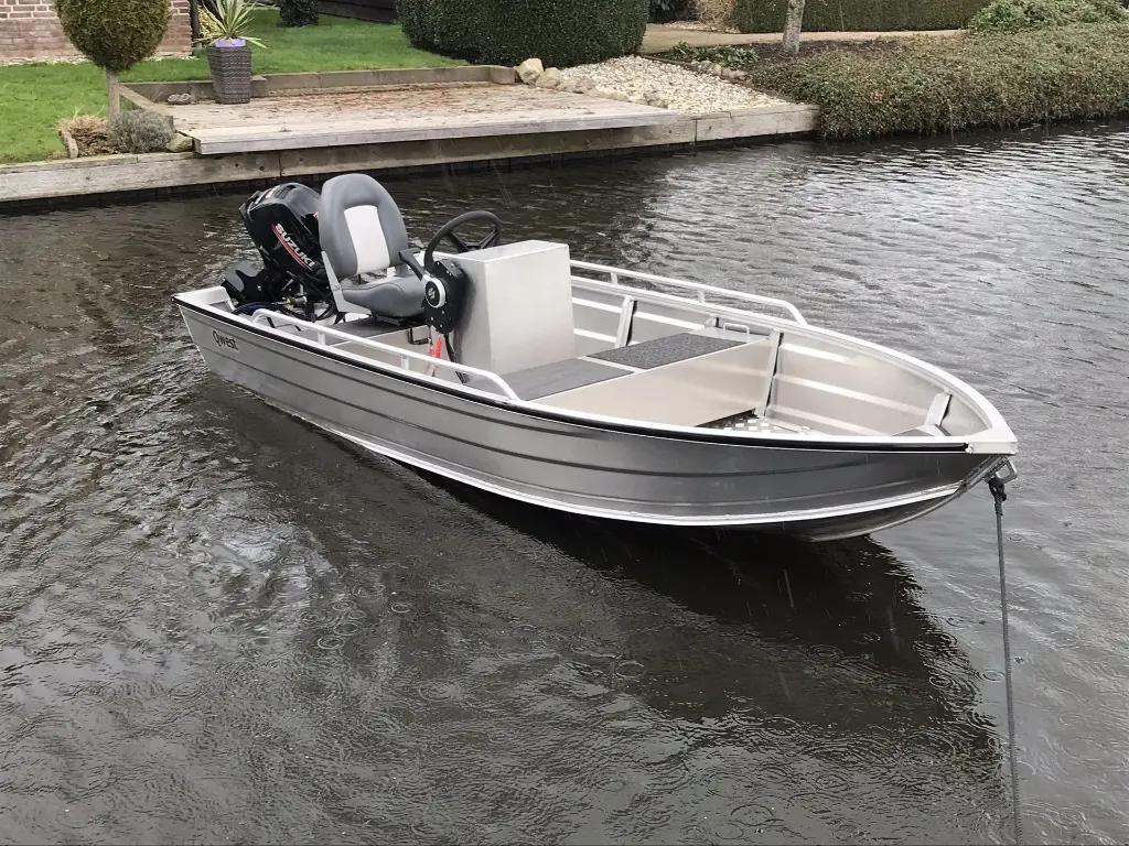 Aluminium_boot_V-bodem__QWEST_Marine_B380-13.webp