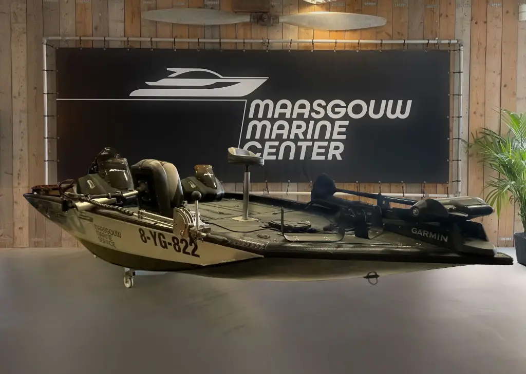  Bass Fishing K195-21111 (Yes)